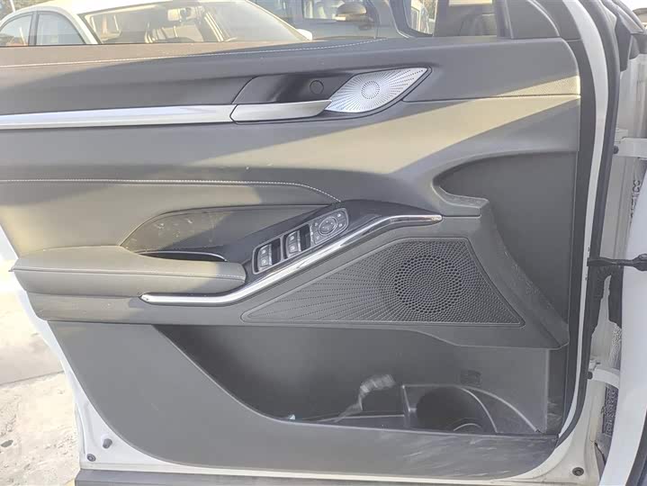 Фото 7 - Haval H6