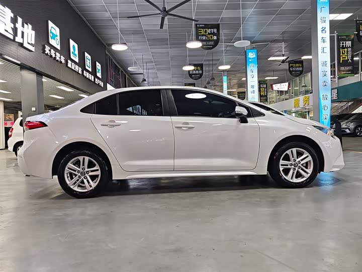 Фото 4 - Toyota Levin