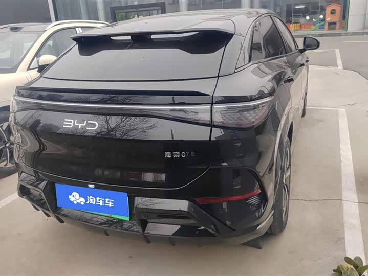 Фото 3 - BYD Sea Lion 07 EV