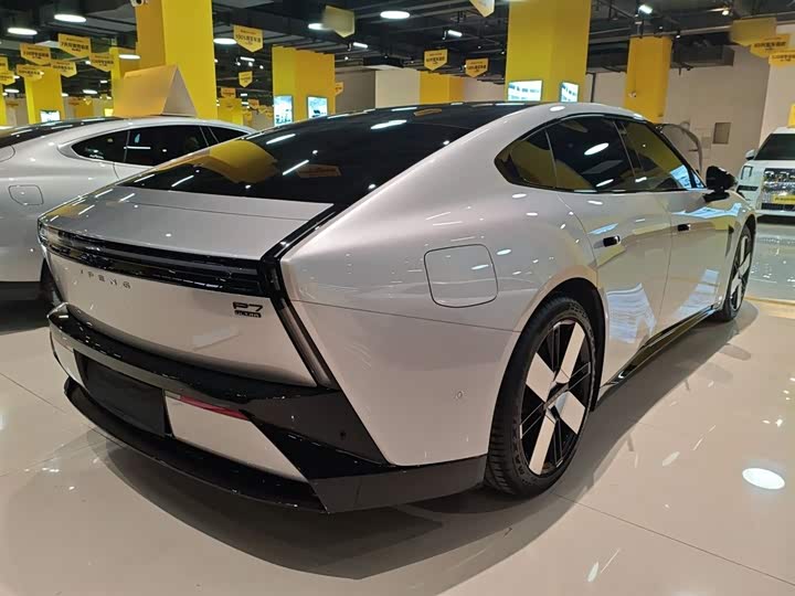 Фото 7 - XPeng P7