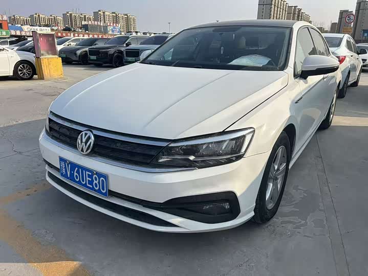 Фото 1 - Volkswagen Lamando L