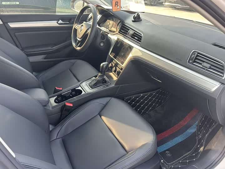 Фото 4 - Volkswagen Lamando L