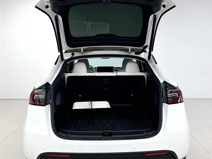 Фото 5 - Tesla Model Y