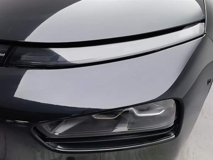 Фото 7 - XPeng P7