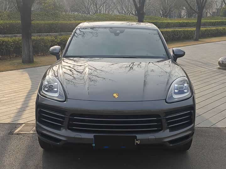 Фото 2 - Porsche Cayenne