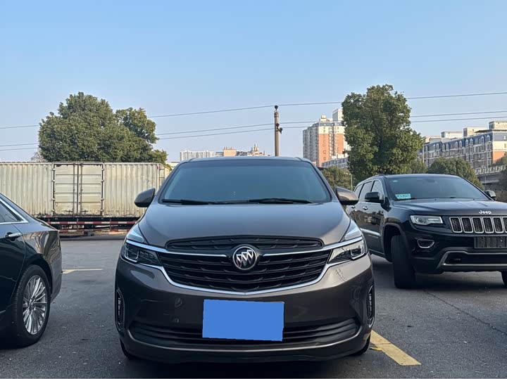 Фото 1 - Buick GL8 ES