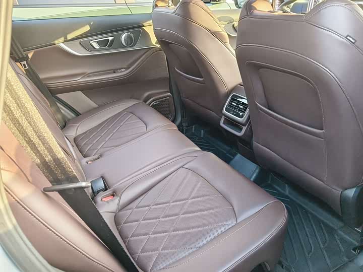 Фото 8 - Chery Tiggo 8 Pro