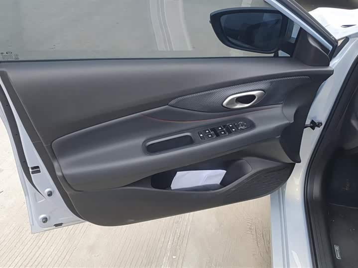 Фото 7 - GAC Trumpchi Empow R