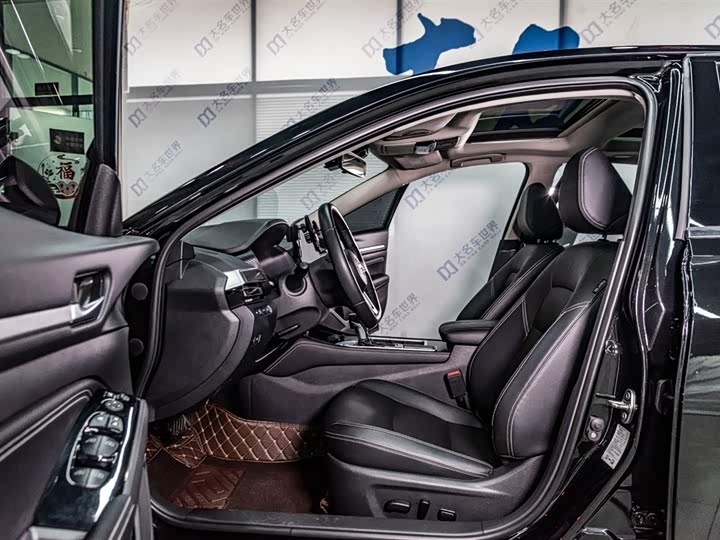 Фото 7 - Nissan Teana