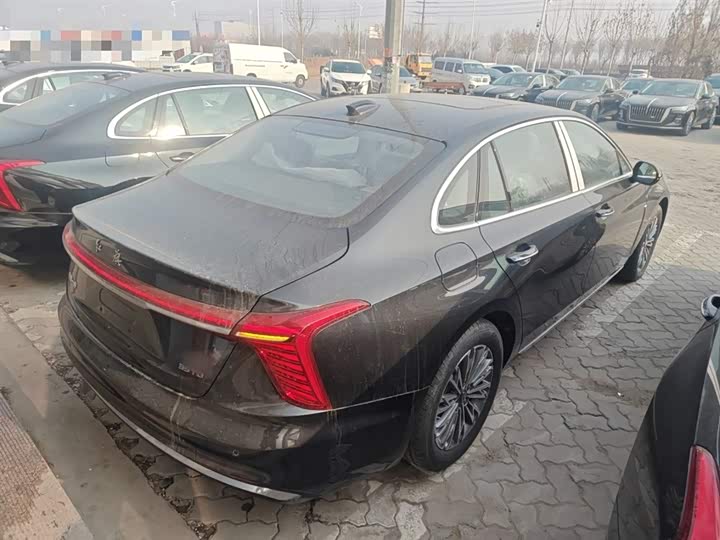 Фото 7 - Hongqi H5