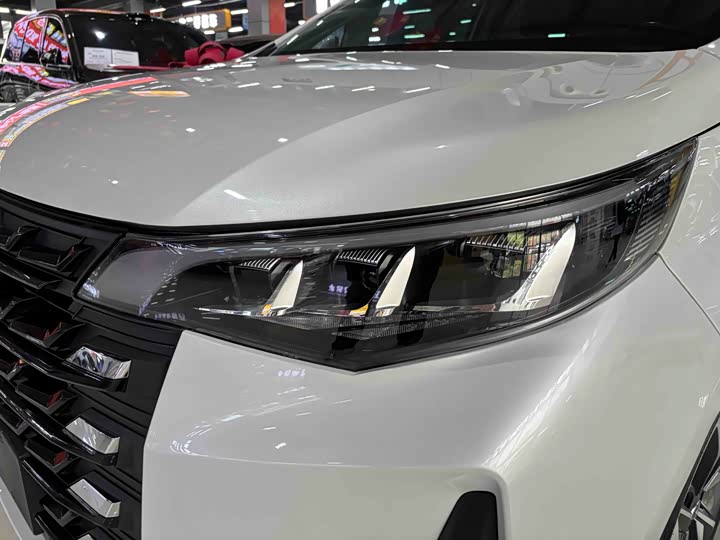 Фото 3 - GAC Trumpchi M6