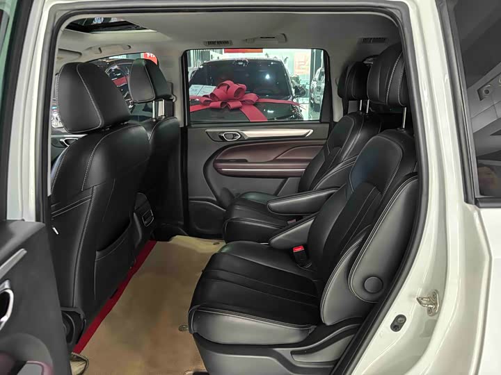 Фото 7 - GAC Trumpchi M6