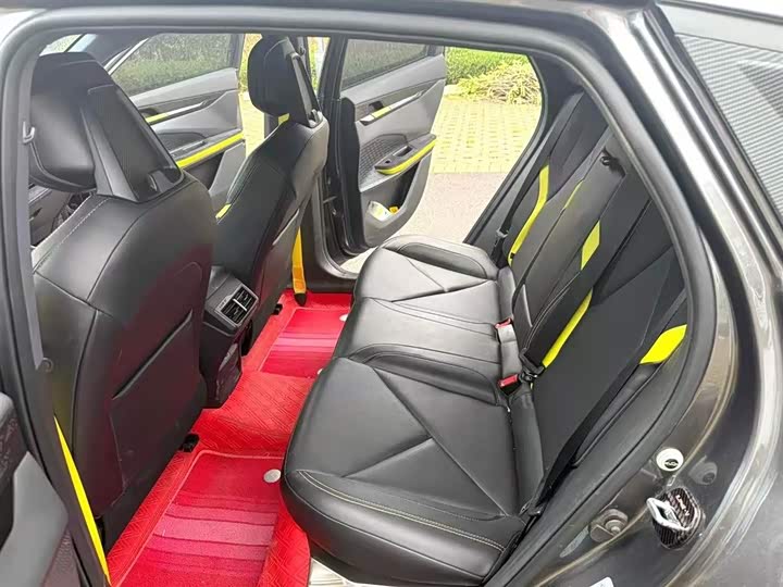 Фото 5 - Changan UNI-V