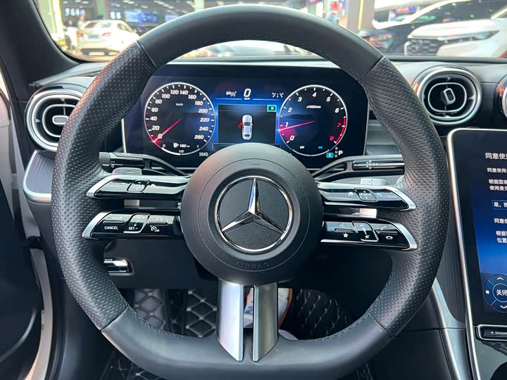 Фото 8 - Mercedes-Benz C-Class