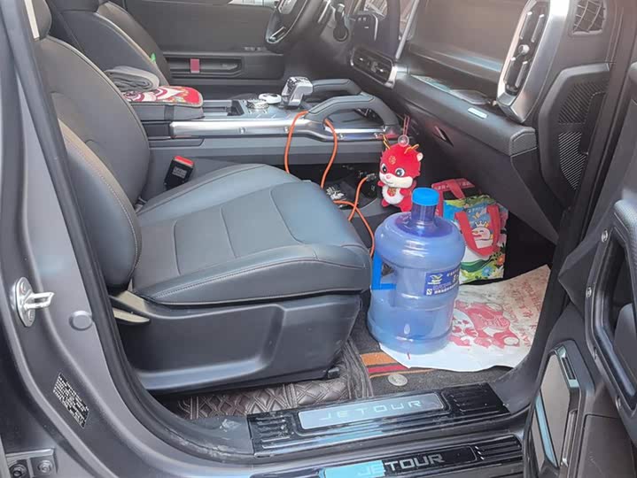 Фото 8 - Jetour T2