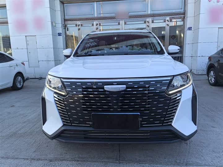 Фото 3 - Geely Okavango Pro