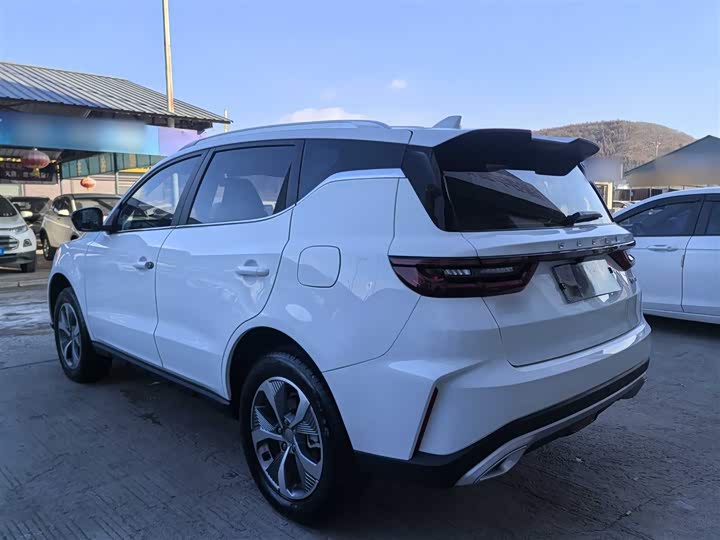 Фото 5 - Geely Okavango Pro