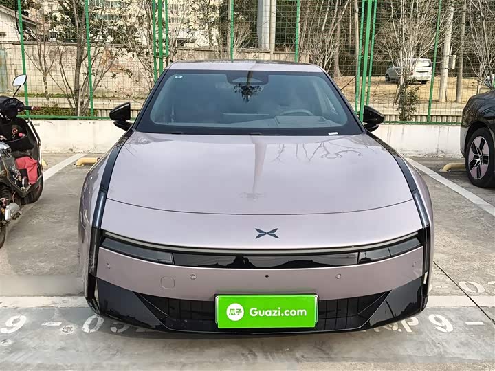 Фото 3 - XPeng P7