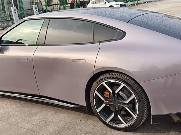 Фото 5 - XPeng P7