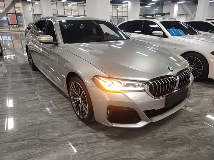 Фото 4 - BMW 5 Series