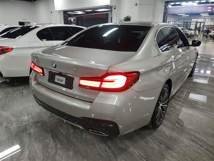 Фото 7 - BMW 5 Series