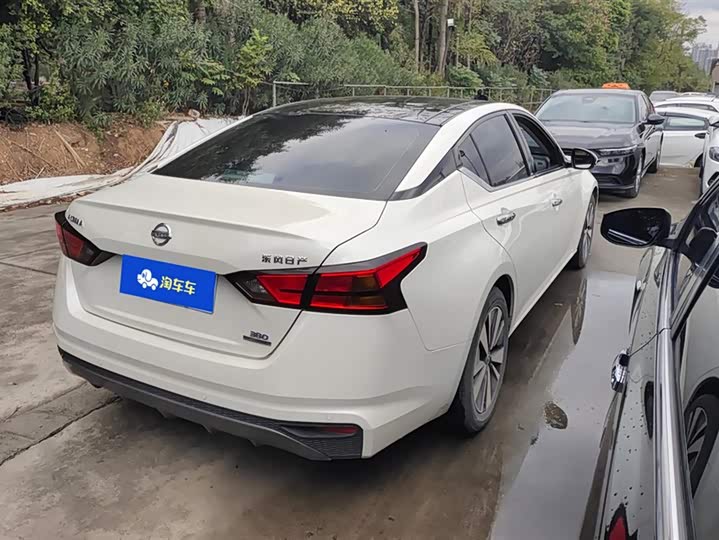 Фото 3 - Nissan Teana