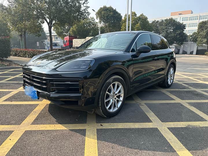 Фото 2 - Porsche Cayenne