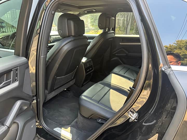 Фото 7 - Porsche Cayenne