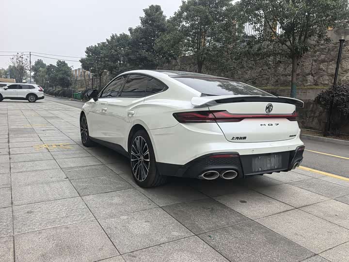 Фото 3 - MG Motor 7