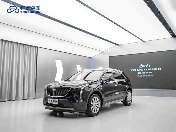 Фото 1 - Cadillac XT4