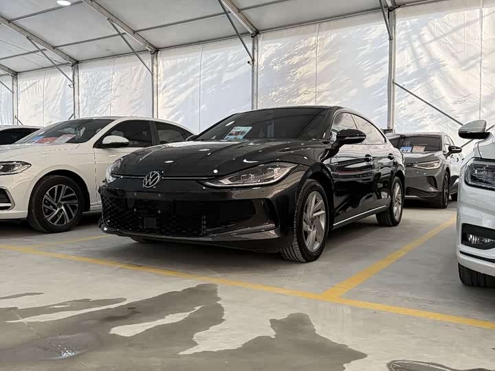 Фото 1 - Volkswagen Lamando L