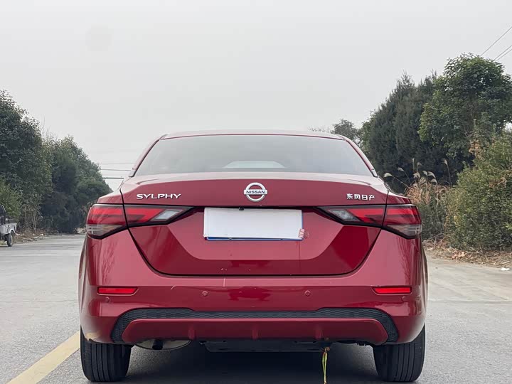 Фото 6 - Nissan Sylphy