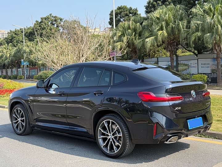 Фото 2 - BMW X4