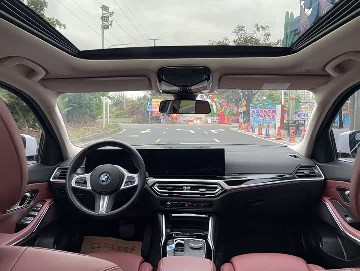 Фото 5 - BMW i3
