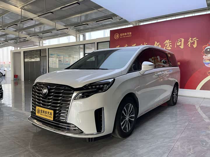 Фото 1 - Buick GL8 ES