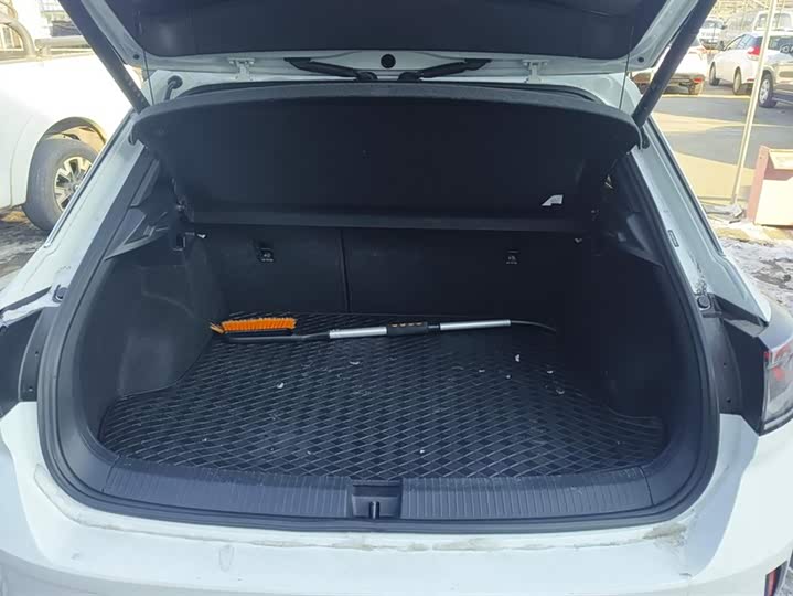 Фото 4 - Volkswagen T-Roc