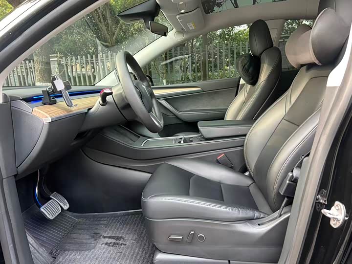 Фото 7 - Tesla Model Y