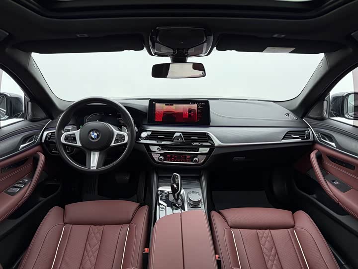 Фото 8 - BMW 5 Series