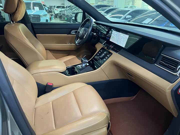 Фото 4 - LiXiang One