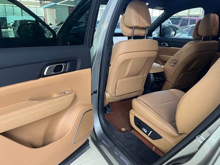 Фото 9 - LiXiang One