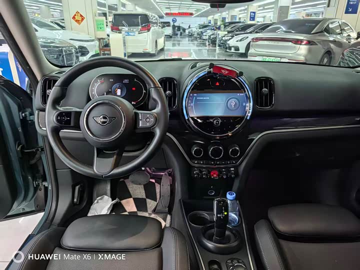 Фото 3 - Mini Countryman