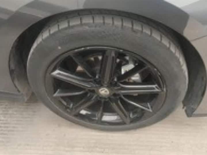 Фото 6 - Changan UNI-V