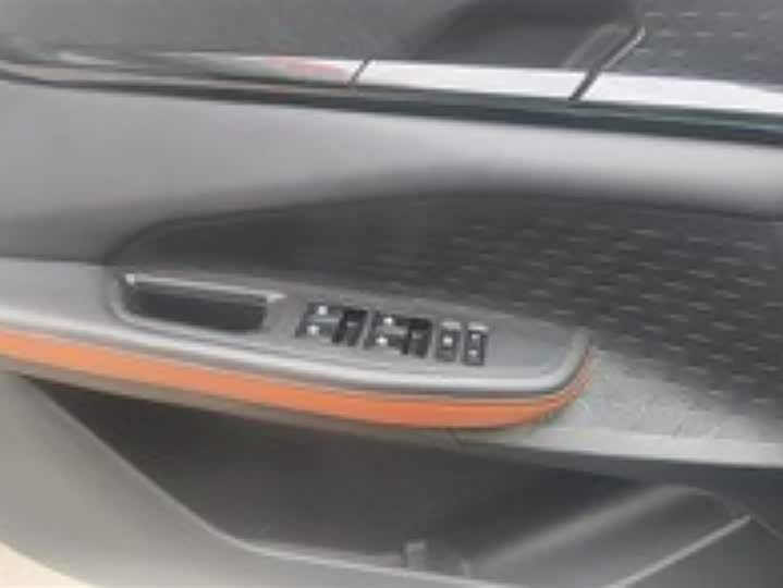 Фото 7 - Changan UNI-V