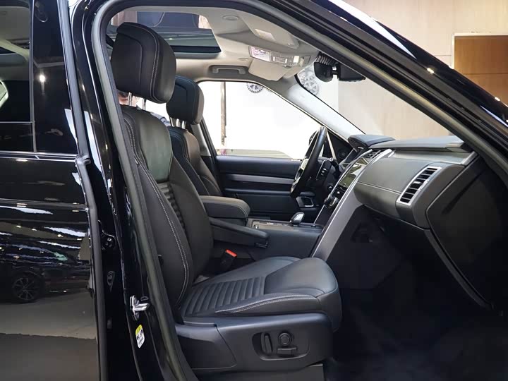 Фото 5 - Land Rover Discovery