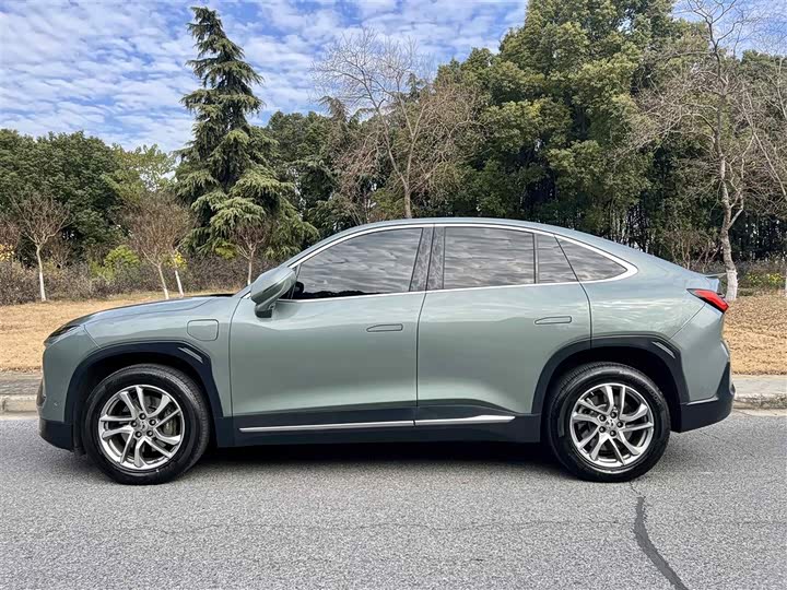 Фото 7 - Nio EC6