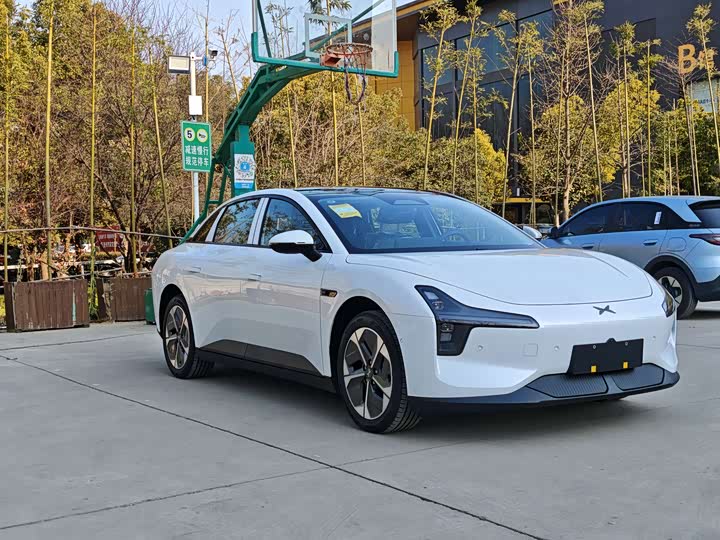 Фото 3 - XPeng Mona M03