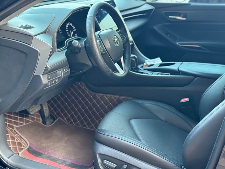 Фото 6 - Toyota Avalon