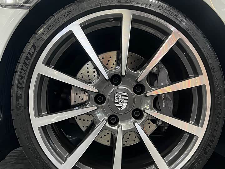 Фото 4 - Porsche 718