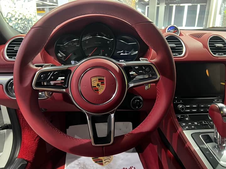 Фото 8 - Porsche 718