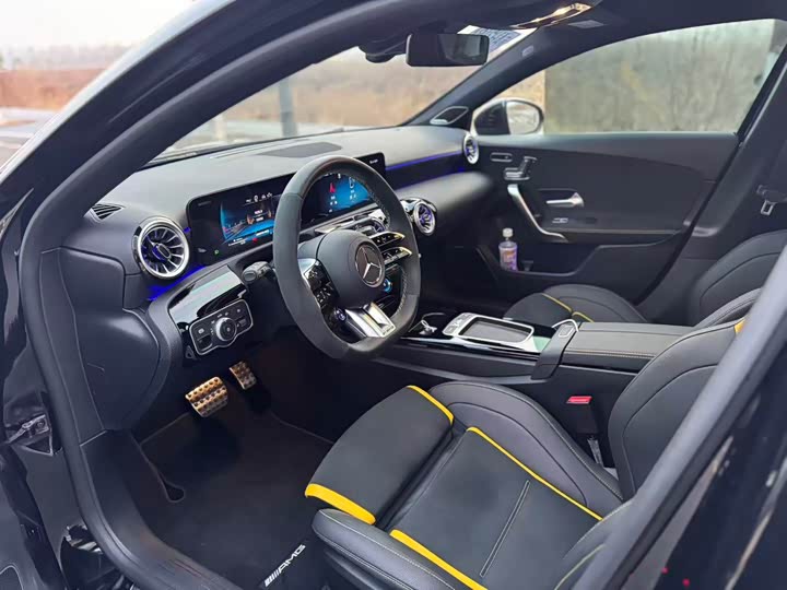 Фото 2 - Mercedes-Benz A-Class AMG